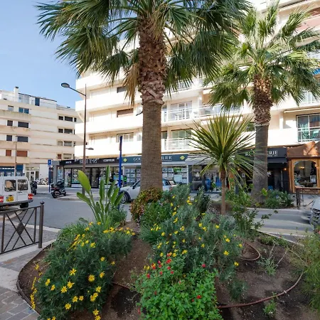 Le Preconil By Interhome Lejlighed Sainte-Maxime