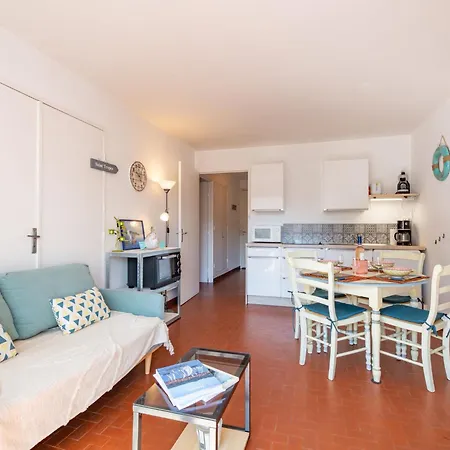 Le Preconil By Interhome Lejlighed