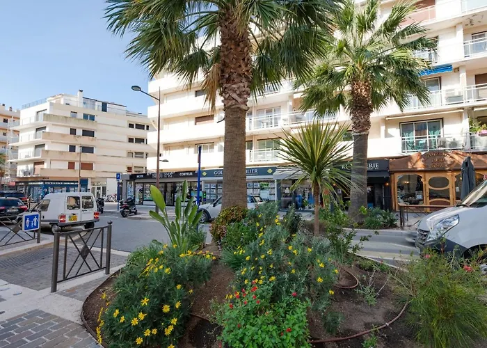 Le Preconil By Interhome Appartamento Sainte-Maxime